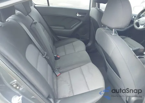 2015 Kia Forte Lx z USA, uszkodzony, nr VIN KNAFX4A62F5362405